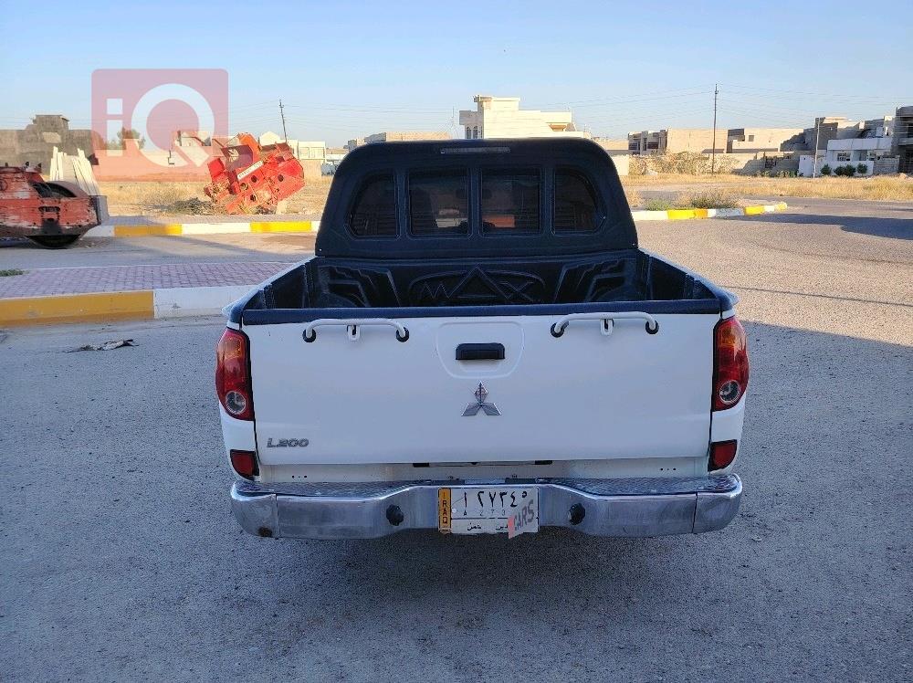 میتسوبیشی L200